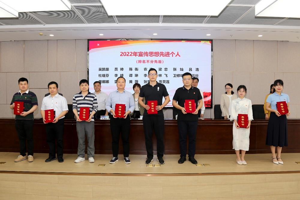 d024ce2631a5403d9ecb3a23ee338128.jpg d024ce2631a5403d9ecb3a23ee338128.jpg